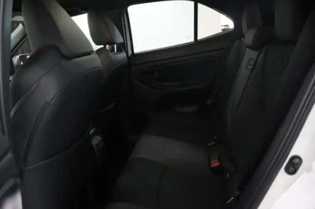 Toyota Yaris Cross (2024) thumbnail 10
