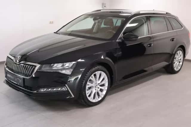 Škoda Superb (2023) thumbnail 1