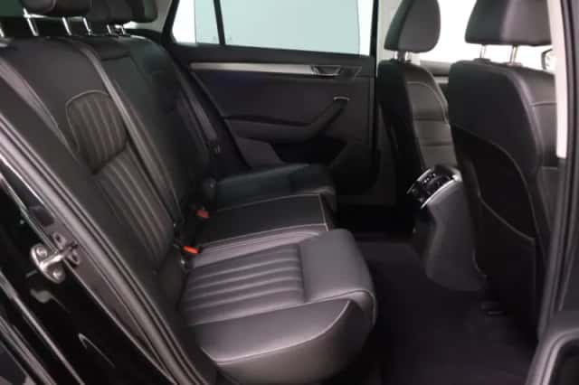 Škoda Superb (2023) thumbnail 17