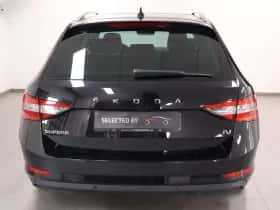 Škoda Superb (2023) thumbnail 4