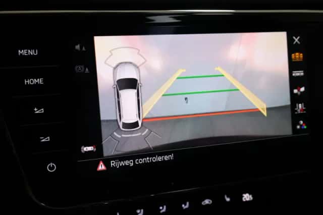 Škoda Superb (2023) thumbnail 35