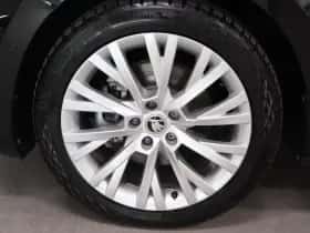 Škoda Superb (2023) thumbnail 5