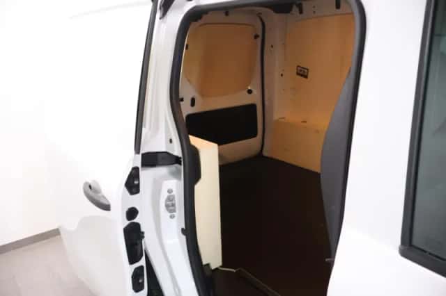 Nissan Townstar (2022) thumbnail 25
