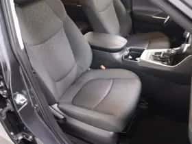 Toyota RAV4 (2019) thumbnail 12