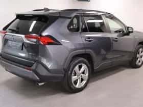 Toyota RAV4 (2019) thumbnail 3