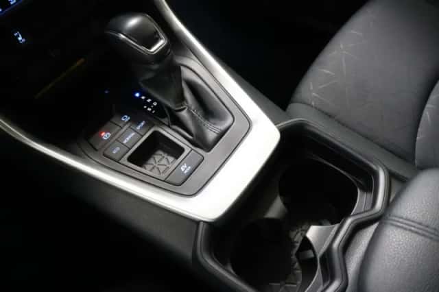 Toyota RAV4 (2019) thumbnail 23