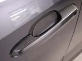 Toyota RAV4 (2019) thumbnail 30