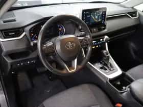 Toyota RAV4 (2019) thumbnail 6