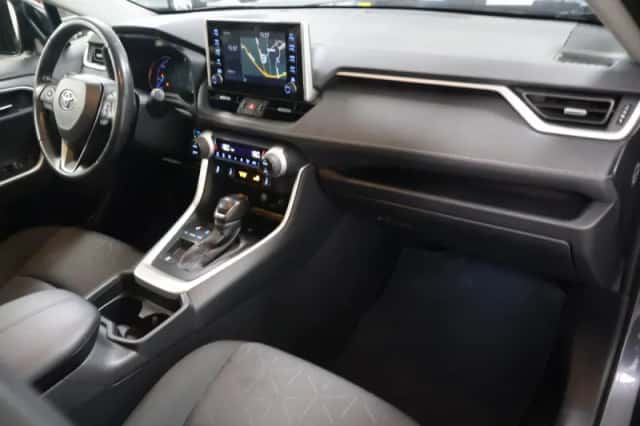 Toyota RAV4 (2019) thumbnail 8