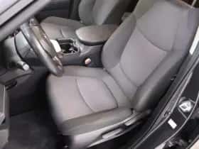 Toyota RAV4 (2019) thumbnail 9