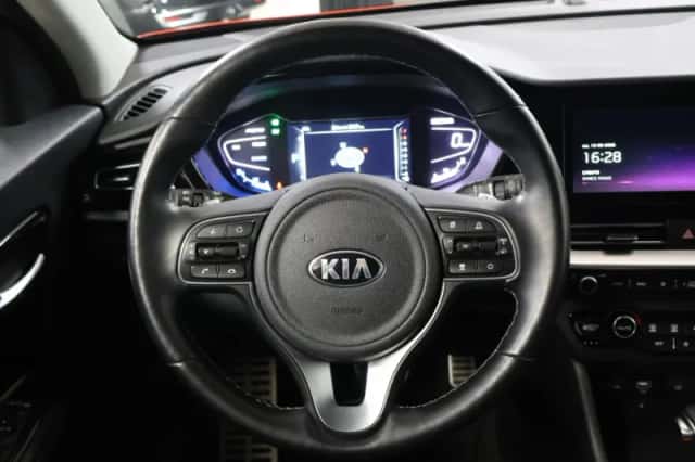 Kia Niro (2019) thumbnail 16