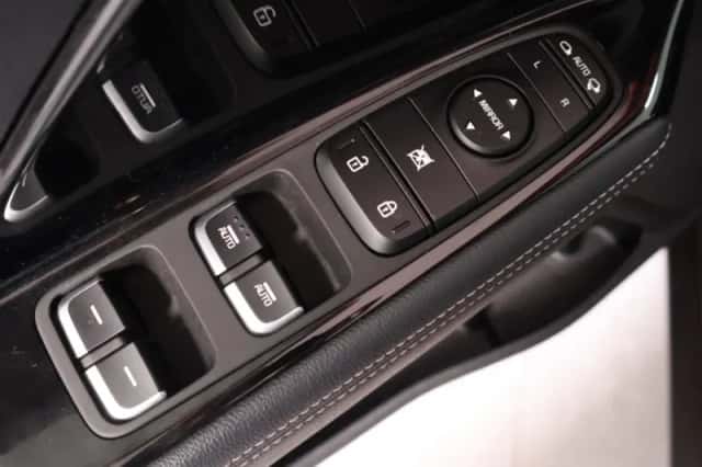 Kia Niro (2019) thumbnail 22