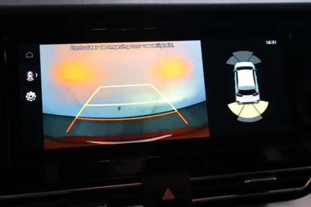 Kia Niro (2019) thumbnail 29