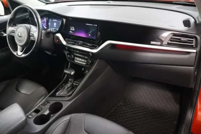 Kia Niro (2019) thumbnail 9