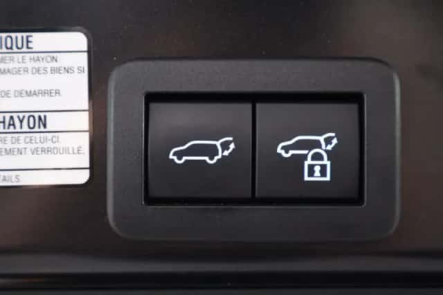 Toyota Yaris Cross (2024) thumbnail 32