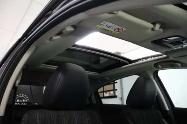 Honda HR-V (2015) thumbnail 13