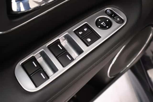 Honda HR-V (2015) thumbnail 16