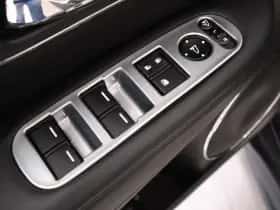 Honda HR-V (2015) thumbnail 16