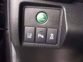 Honda HR-V (2015) thumbnail 17