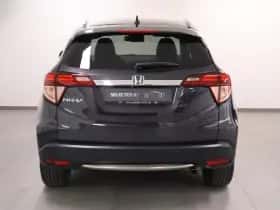 Honda HR-V (2015) thumbnail 4