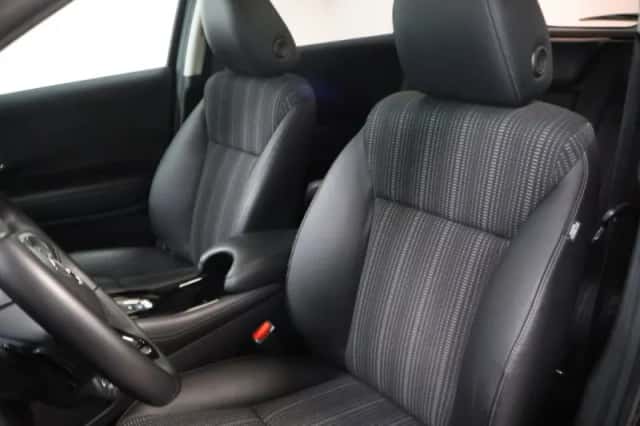 Honda HR-V (2015) thumbnail 8