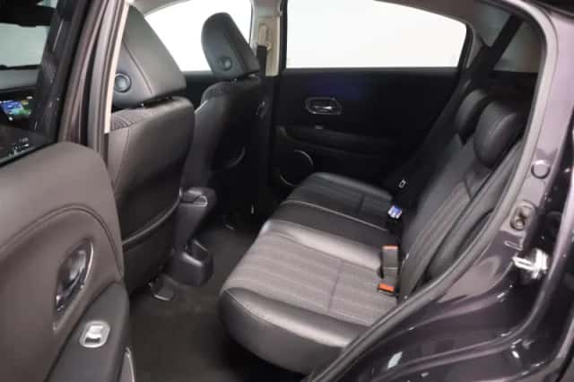 Honda HR-V (2015) thumbnail 9