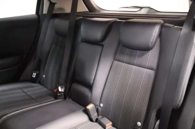 Honda HR-V (2015) thumbnail 10
