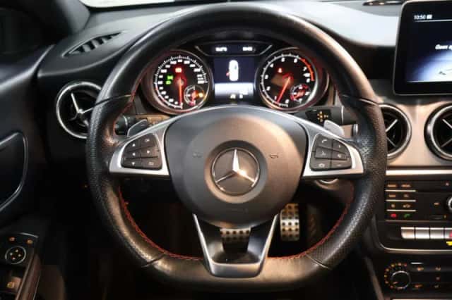 Mercedes-Benz CLA-Klasse (2018) thumbnail 15