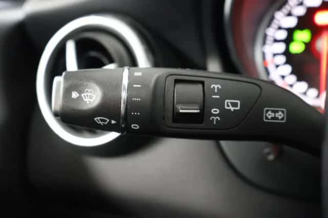 Mercedes-Benz CLA-Klasse (2018) thumbnail 19