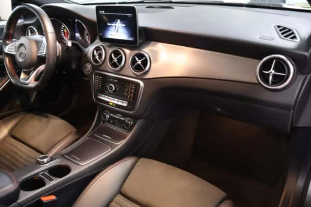 Mercedes-Benz CLA-Klasse (2018) thumbnail 7
