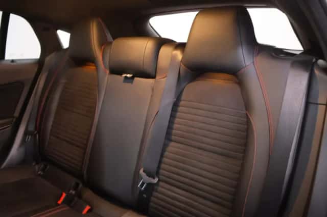 Mercedes-Benz CLA-Klasse (2018) thumbnail 9