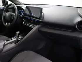 Toyota C-HR (2024) thumbnail 13