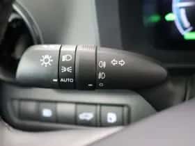 Toyota C-HR (2024) thumbnail 23