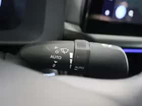Toyota C-HR (2024) thumbnail 24