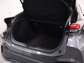 Toyota C-HR (2024) thumbnail 37