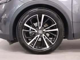 Toyota C-HR (2024) thumbnail 5