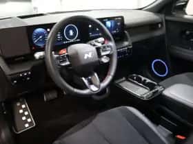 Hyundai Ioniq 5 (2024) thumbnail 7