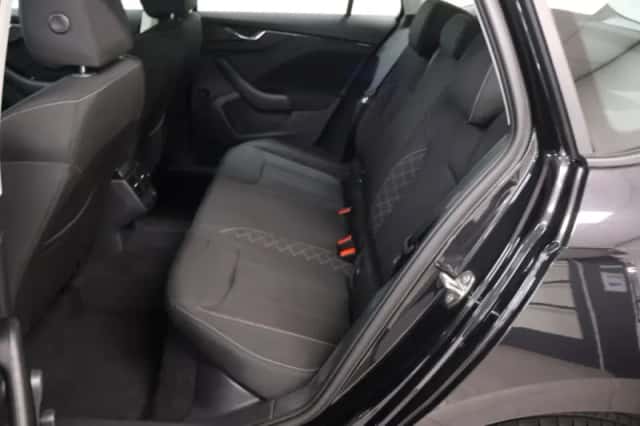 Škoda Kamiq (2020) thumbnail 10