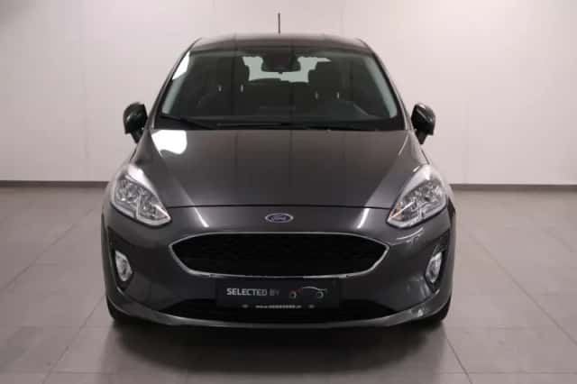 Ford Fiesta (2017) thumbnail 2