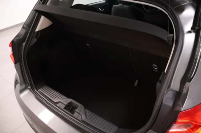 Ford Fiesta (2017) thumbnail 28