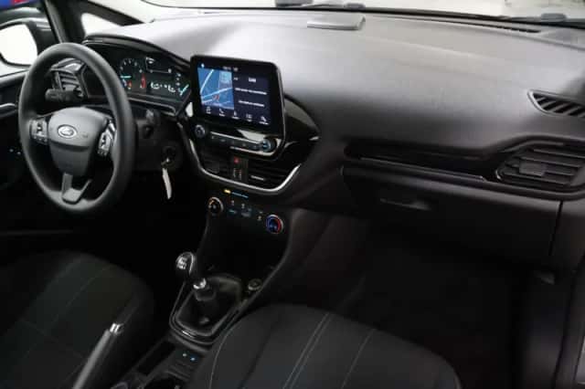 Ford Fiesta (2017) thumbnail 8