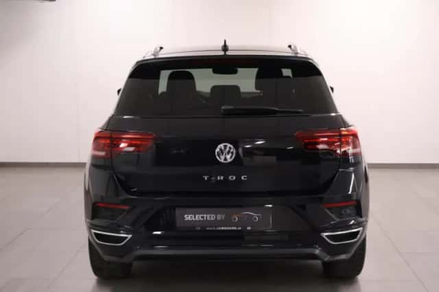 Volkswagen T-Roc (2019) thumbnail 4