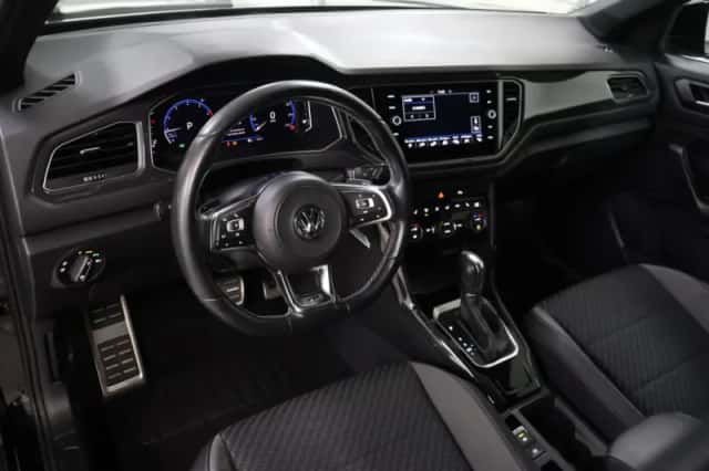 Volkswagen T-Roc (2019) thumbnail 5