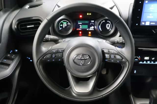 Toyota Yaris Cross (2022) thumbnail 15