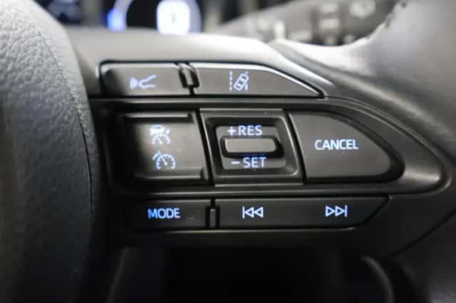Toyota Yaris Cross (2022) thumbnail 18