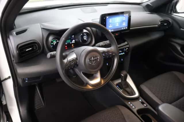 Toyota Yaris Cross (2022) thumbnail 6