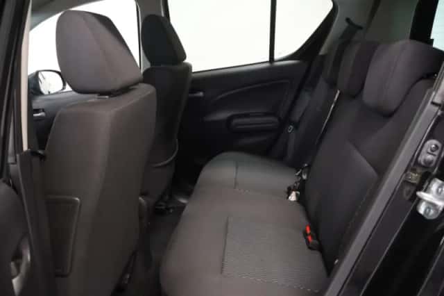 Suzuki Splash (2011) thumbnail 11