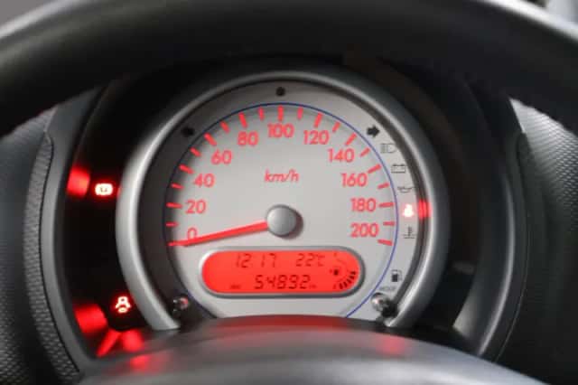 Suzuki Splash (2011) thumbnail 16