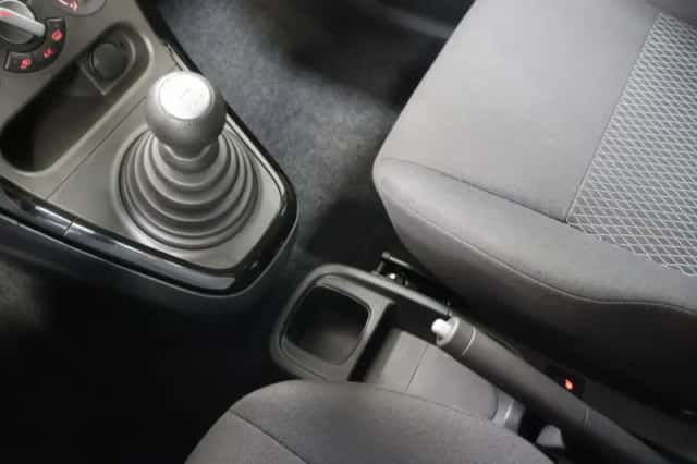 Suzuki Splash (2011) thumbnail 24