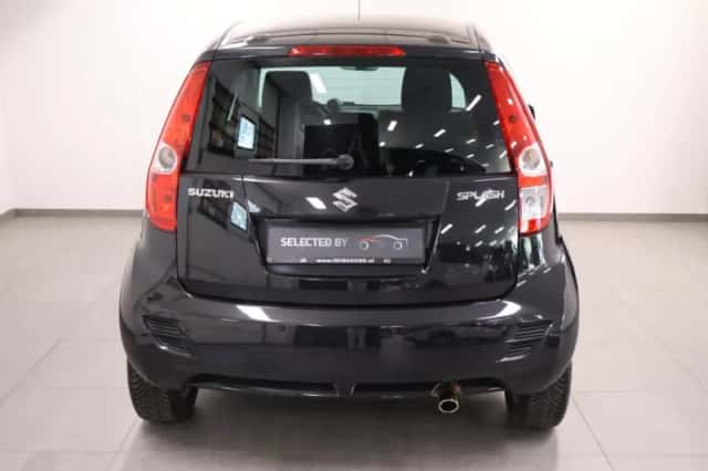 Suzuki Splash (2011) thumbnail 4